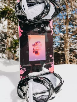 Titelseite -Snowboard Verkaufsgeschäft YeasayerSmalls1252023Snowboard 1